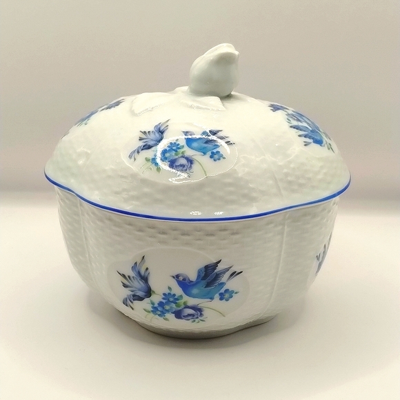 Orlane Paris Blue Bird and Floral Porcelain Trefoil Basket Weave Dish Japan - Picture 5 of 8